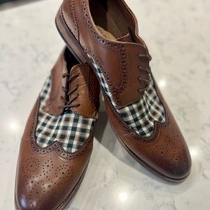 Men’s Stacy Adams wingtip leather shoes size 10.5